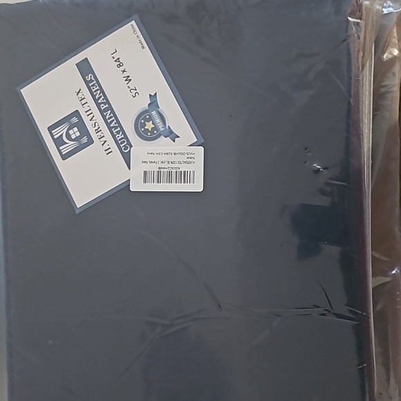 Curtain panels - Picture 3 of 3